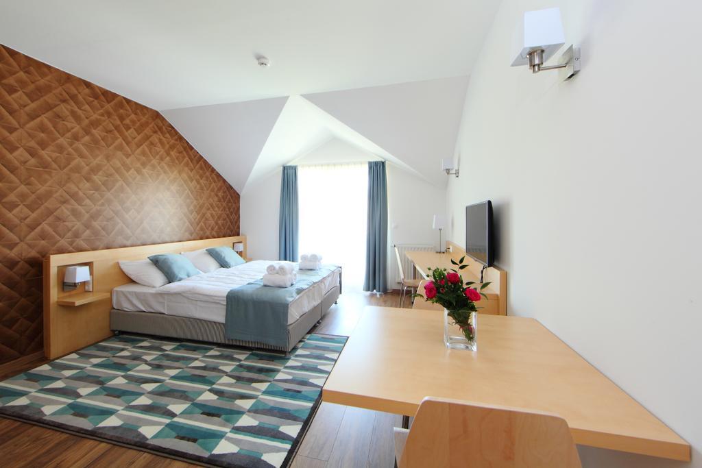 Holiday Exclusive Apartman Balatonfured Bagian luar foto